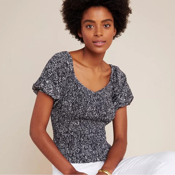 ANTHROPOLOGIE Aurelia Smocked Top - Picture 1 of 10